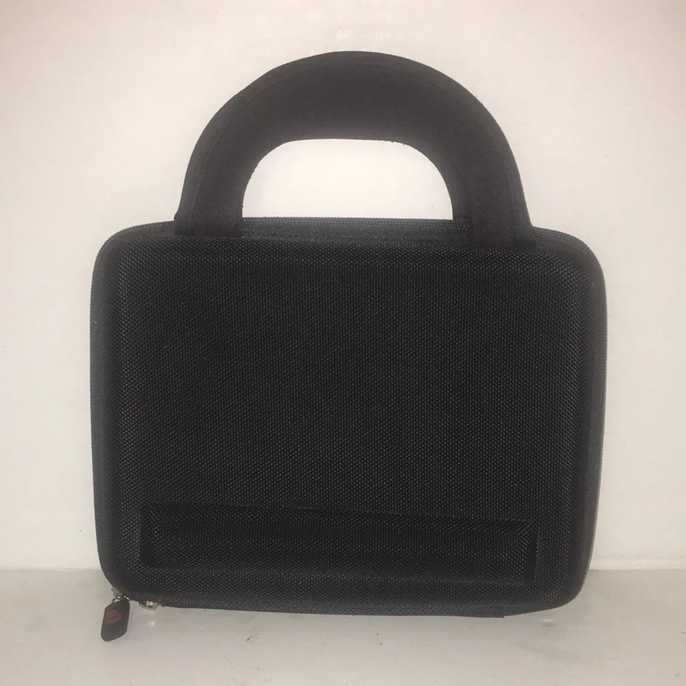 KR HARDSHELL IPAD /TABLET TRAVEL CASE HOLDS IPAD SECURELY IN PLACE FULL ZIPPER